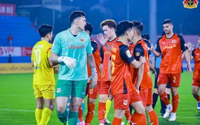 Hot Vietnamese football news today March 22: Van Lam and Hoang Duc join the Vietnam national team; Xuan Son's injury is not serious.