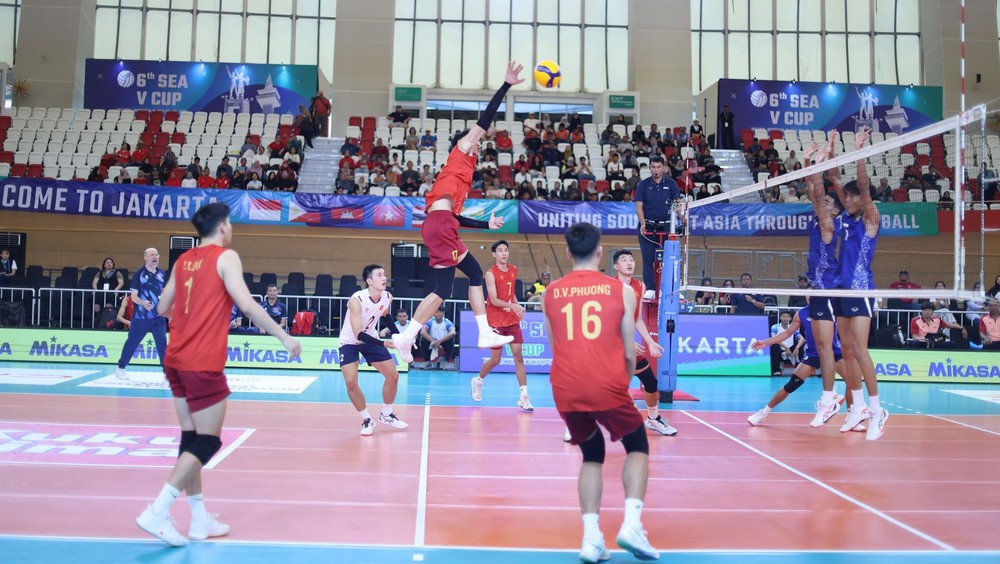 Ngọc Thuân (số 17) là ngôi sao số 1 của đội tuyển bóng chuyền nam Việt Nam hiện nay. Ảnh: SAVA