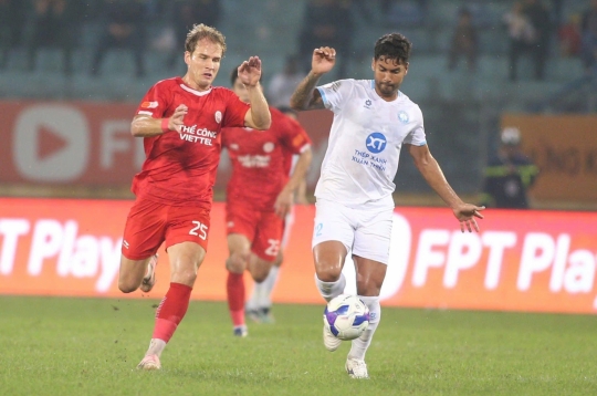 Viettel suffers heavy personnel loss as key midfield duo is suspended.