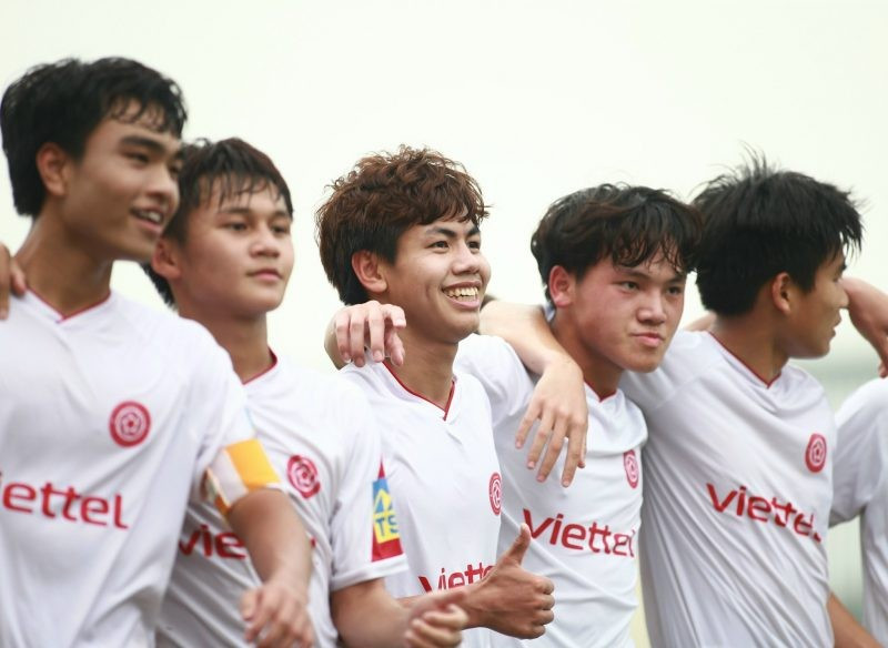 Hoàng Công Hậu, sao trẻ lập hat-trick cho U19 Việt Nam, là ai? - Ảnh 1. Công Hậu