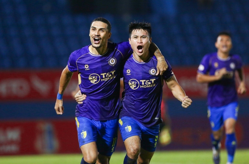 Hoàng Hên scored, Hanoi defeated Becamex TPHCM in a match featuring 3 penalty kicks