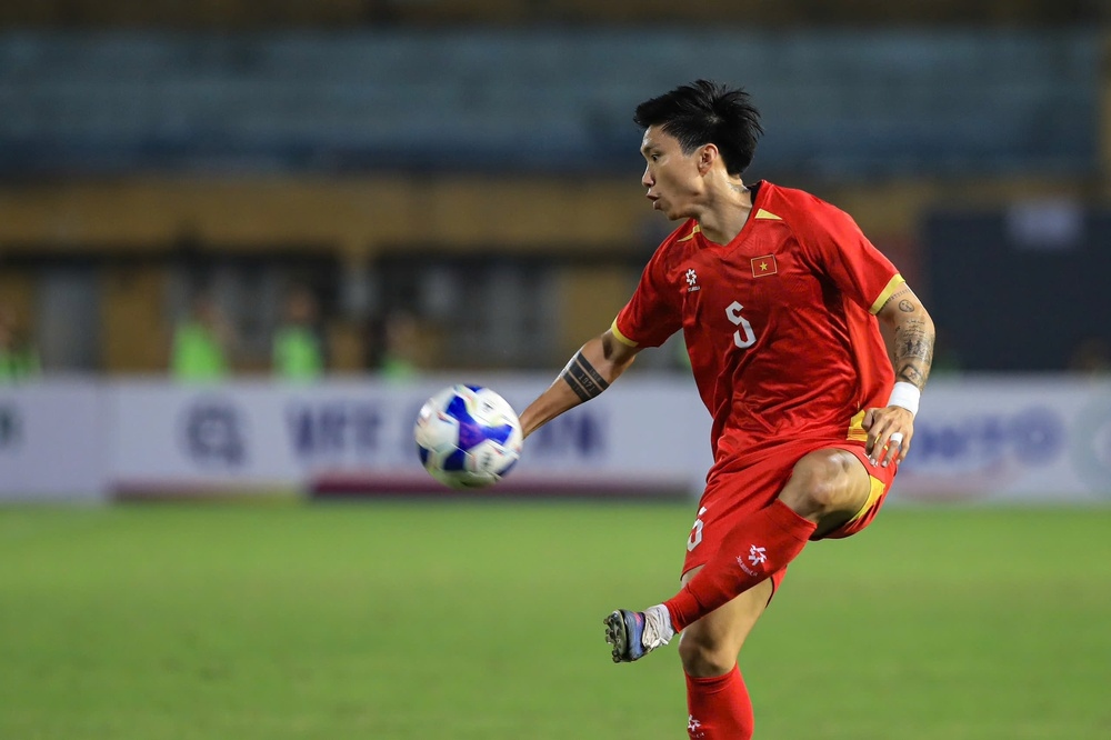 ĐT Indonesia có tiền đạo 1m96 vừa lập hat-trick, HLV Kim Sang Sik có hậu vệ nào để ngăn chặn? - Ảnh 2.