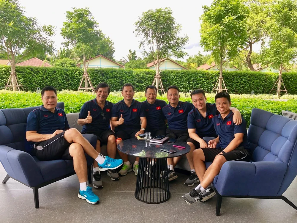 CLB nữ TPHCM thay HLV trưởng trước Cúp châu Á - Ảnh 2.