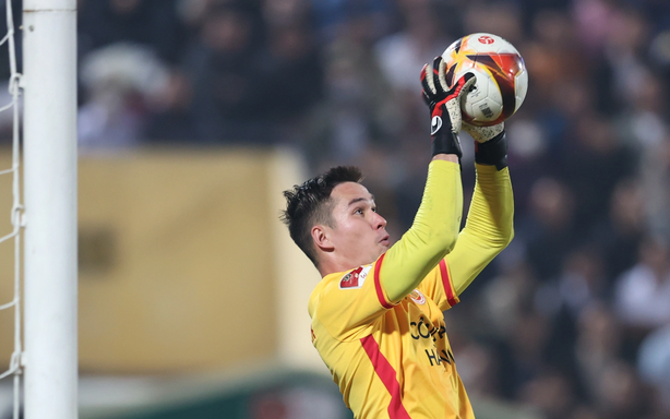 Patrik Lê Giang faces Nguyễn Filip, pressure doubled