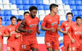 Xuân Son and the Vietnam national team aim to conquer the ASEAN Cup.