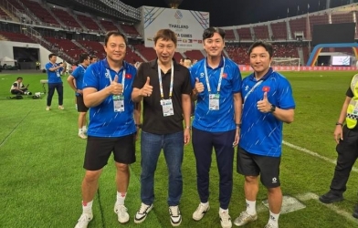 HOT: Korean Coach Extends Contract with Vietnam National Team