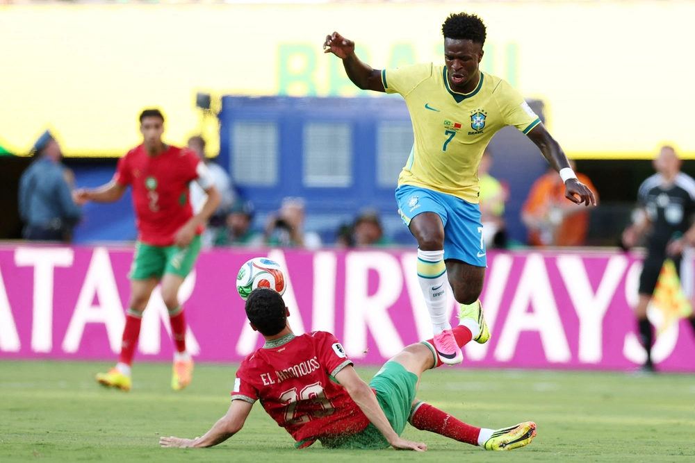 World Cup trên sân nhà - Đỗ Hùng Dũng: “Maroc có một trận đấu hay trước Brazil” - Ảnh 1. World Cup trên sân nhà - Đỗ Hùng Dũng: “Maroc có một trận đấu hay trước Brazil” - Ảnh 1.