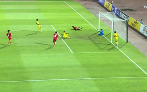 VAR confirms Van Duong's goal