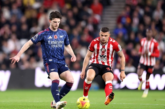 Live Arsenal vs Sunderland: Gyokeres on the bench