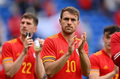 OFFICIAL: Former Arsenal star nicknamed 'Death' announces retirement