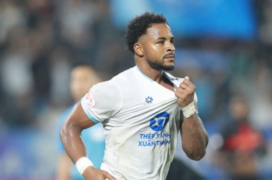 Shining once again, Xuan Son reveals the secret behind his new hairstyle