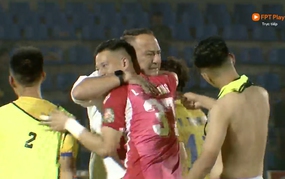 Bac Ninh FC earned promotion to the V-League after a tense penalty shootout against PVF-CAND