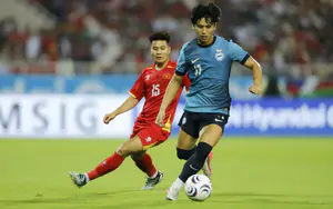 Singapore Newspaper: 'Courageous Draw Against Vietnam National Team'