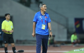 The void after Coach Mai Duc Chung