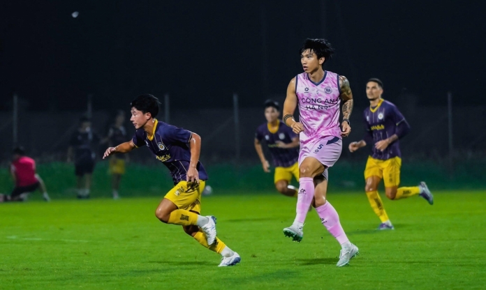 Văn Hậu chính thức tái xuất sân cỏ