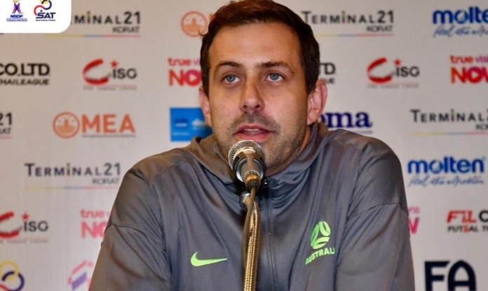 HLV tuyển Úc nói gì trước giờ 'đại chiến' với Việt Nam?