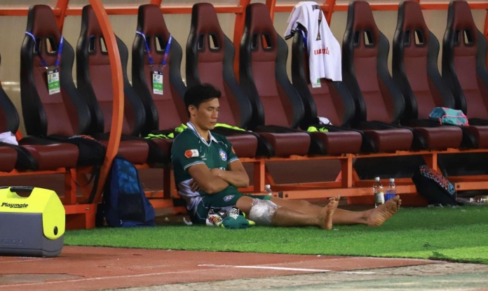 Thủ môn Bùi Tiến Dũng báo tin cực vui về tình hình chấn thương