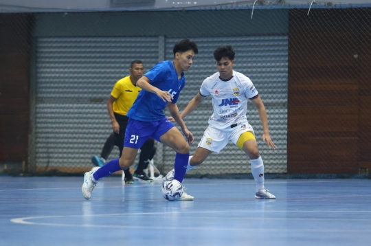 Vietnam's team suffered a heavy 2-5 defeat against an opponent from Indonesia.