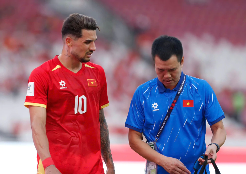ĐT Việt Nam tổn thất lực lượng nghiêm trọng trước trận tranh hạng 3 FIFA ASEAN Cup 2026 - Ảnh 1. ĐT Việt Nam tổn thất lực lượng nghiêm trọng trước trận tranh hạng 3 FIFA ASEAN Cup 2026 - Ảnh 1.
