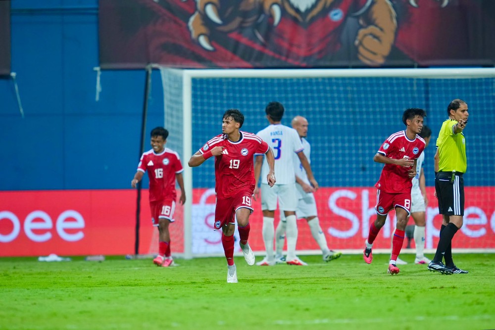 Đình Bắc dẫn đầu cuộc đua Vua phá lưới ASEAN Cup, 2 sao trẻ Thái Lan và Singapore "phả hơi nóng" - Ảnh 3. Đình Bắc dẫn đầu cuộc đua Vua phá lưới ASEAN Cup, 2 sao trẻ Thái Lan và Singapore "phả hơi nóng" - Ảnh 3.