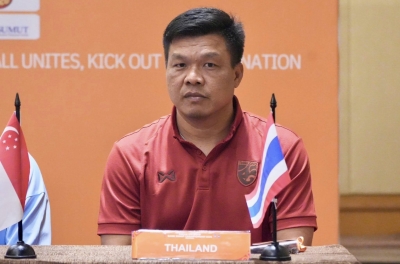 Thailand's coach ends a long-standing tradition in Southeast Asian tournaments.
