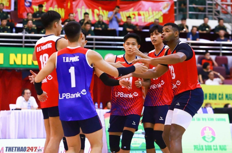 Ho Chi Minh City Police secured the bronze medal at the 2025 National Volleyball Championship