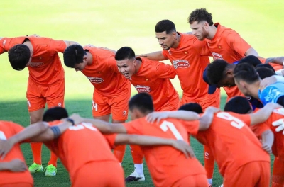 Coach Kim Sang Sik unexpectedly changes plans for the Vietnam national team