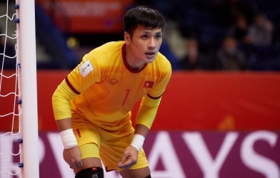 What do the world's top 10 goalkeepers say about the return of the Vietnamese national team?