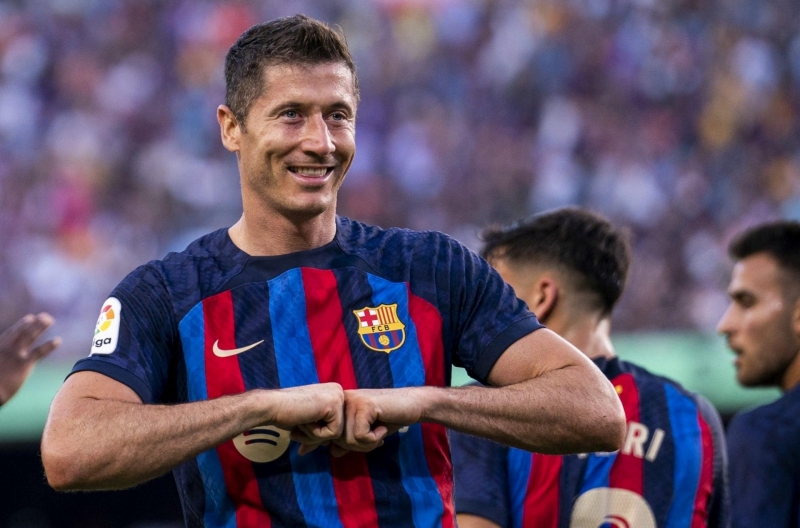 Top striker targeted by Barca to replace Lewandowski