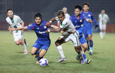 Before Round 10 of the First Division: The Tense Promotion Race