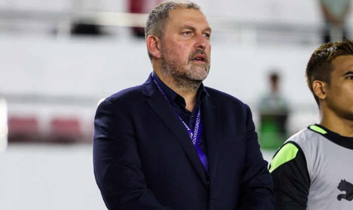 HLV Cklamovski: 'Bóng đá Malaysia sụp đổ từ lâu nếu...'