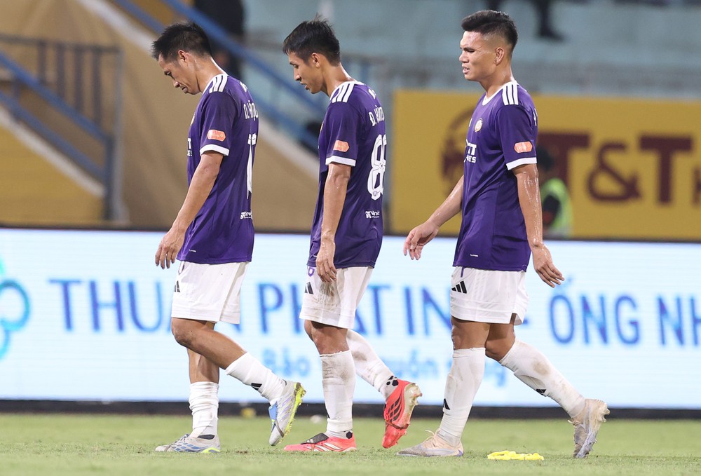 LPBank V-League 2026/27: Những ngã rẽ khó đoán định - Ảnh 1. LPBank V-League 2026/27: Những ngã rẽ khó đoán định - Ảnh 1.