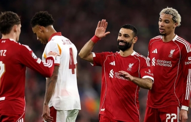 Salah shines brightly, Liverpool crushes Galatasaray to secure quarter-final berth