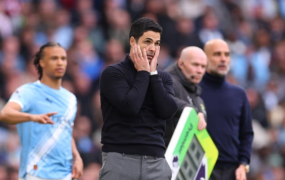 Huyền thoại Arsenal chỉ ra sai lầm chiến thuật của Arteta trong trận thua Man City - Ảnh 3.