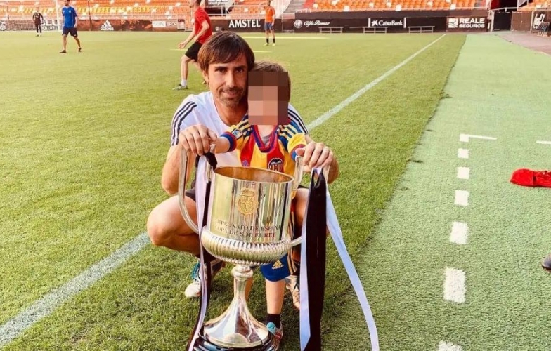 Spanish Club Coach Dies in Indonesia