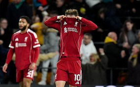 Supercomputer predicts Premier League top 5 race: Liverpool faces risk of missing Champions League qualification