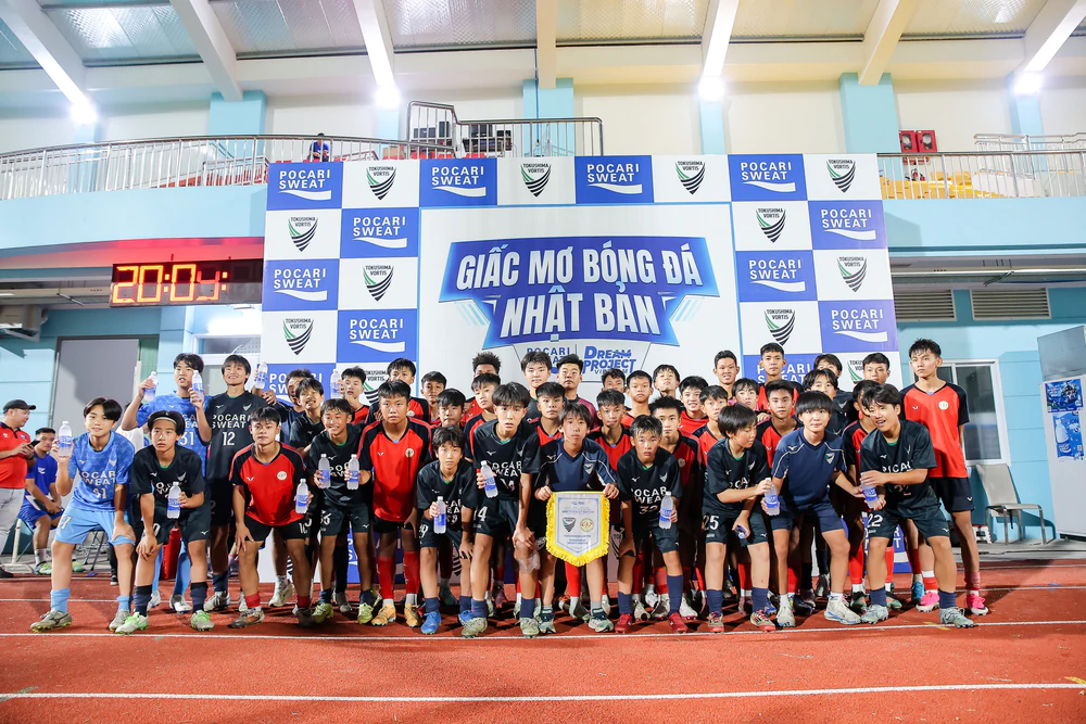 Bóng đá Nhật Bản đến gần hơn với cầu thủ trẻ Việt Nam - Ảnh 2.