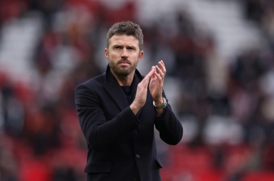Facing Tottenham, MU and Carrick receive 'massive support'