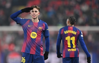 Barcelona stages a comeback to defeat Slavia Prague in the Champions League