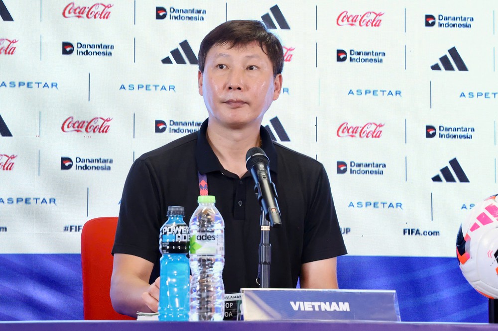 Đội tuyển Việt Nam chốt 'quân xanh' trước Asian Cup 2027: Thiên Trường lại 'nóng' - Ảnh 1. Đội tuyển Việt Nam chốt 'quân xanh' trước Asian Cup 2027: Thiên Trường lại 'nóng' - Ảnh 1.
