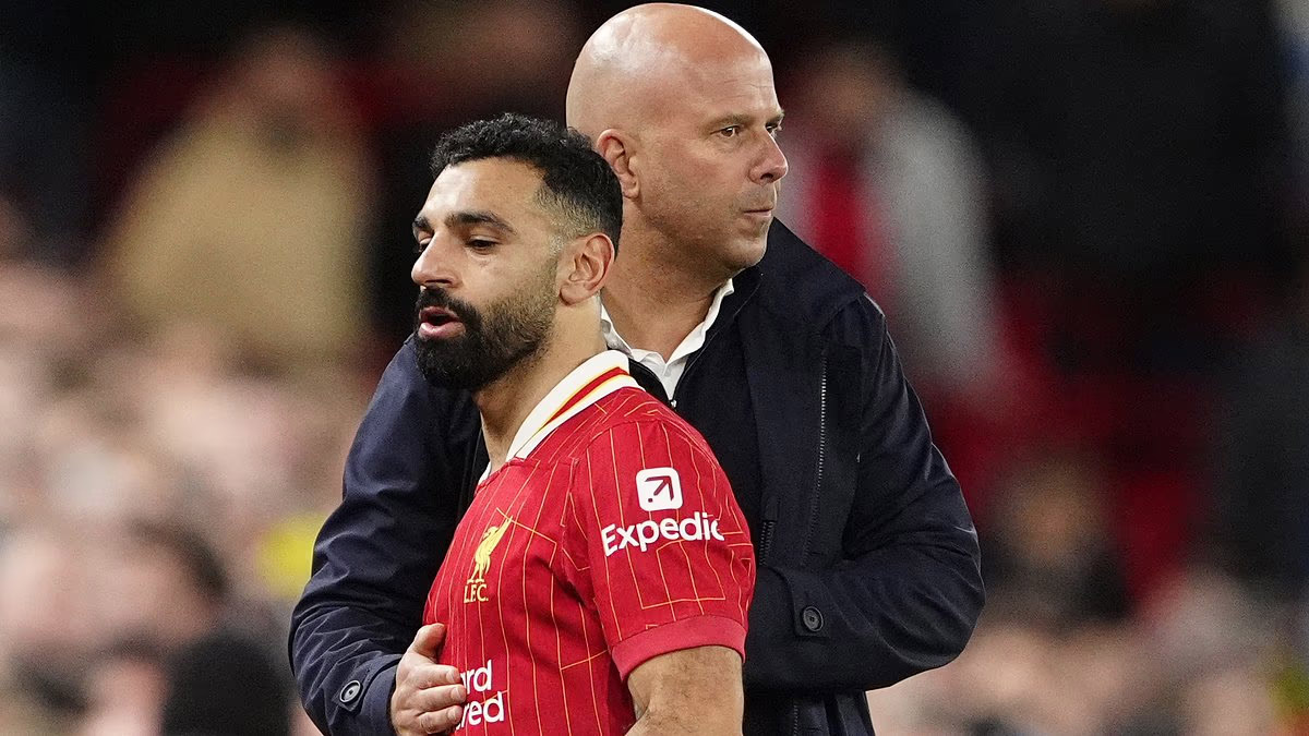 Arne Slot: 'Tôi muốn thấy Salah tức giận'