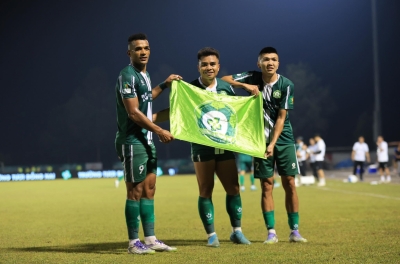 Round 13 of the First Division: Cong Phuong's Team Continues to Dominate