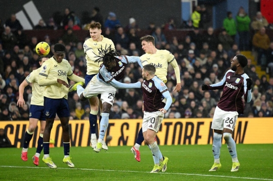 Everton’s victory denies Aston Villa the chance to overtake Man City