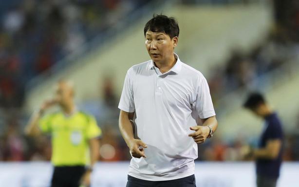 Vietnam vs Indonesia: A New Look for Coach Kim Sang Sik