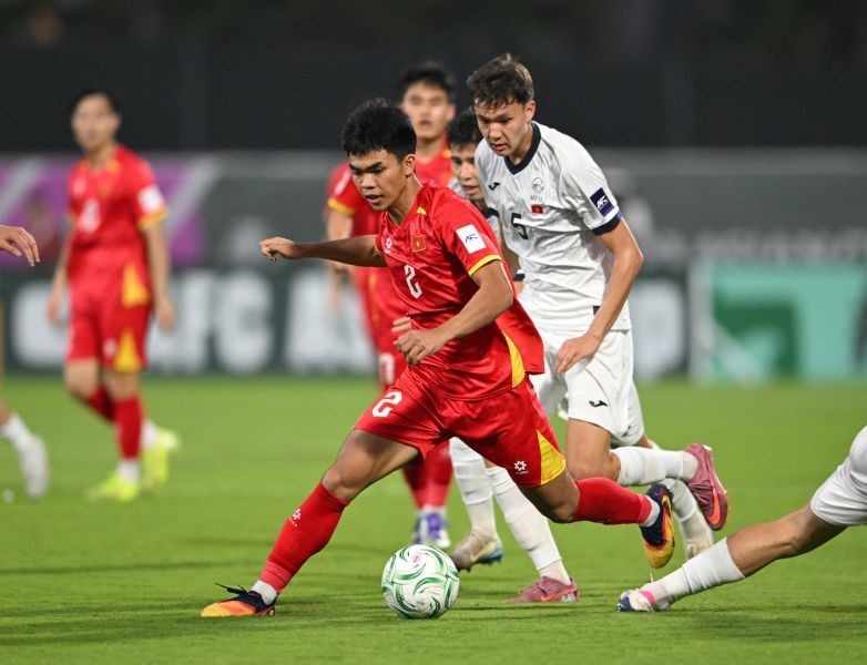 HLV U23 Việt Nam tiếc nuối khi chân sút ghi bàn vào lưới đội Tây Á vắng mặt ở giải đấu tại Trung Quốc - Ảnh 3.