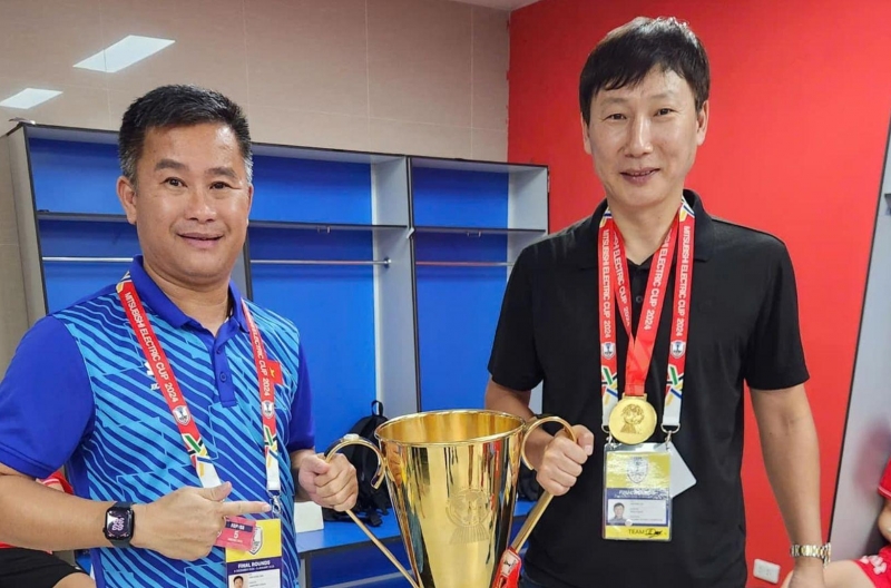 Coach Kim Sang Sik will not be leading Vietnam U22 at the China tournament