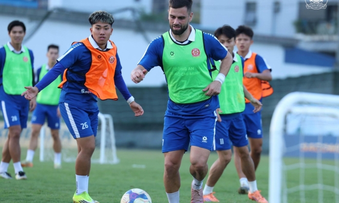 Loạt đội bóng V-League khai xuân vào ngày mùng 4 Tết