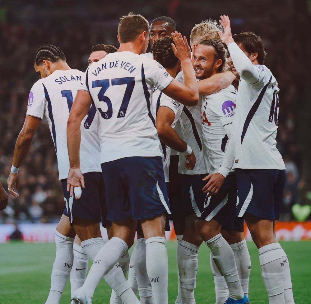 Tottenham đánh bại Coventry với tỷ số 3-1, qua đó thoát khỏi vị trí cuối bảng Premier League. Ảnh: CLB Tottenham