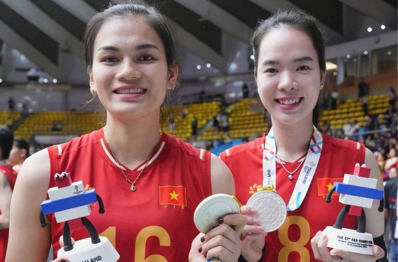 Vietnam’s new female volleyball recruits make a bold move by signing two national team players?