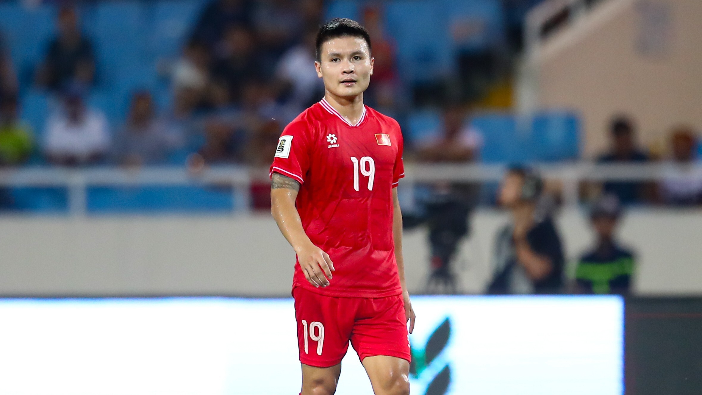 AFC nhắc lại siêu phẩm tuyết trắng, kỳ vọng Quang Hải bùng nổ tại Asian Cup 2027 - Ảnh 2. AFC nhắc lại siêu phẩm tuyết trắng, kỳ vọng Quang Hải bùng nổ tại Asian Cup 2027 - Ảnh 2.